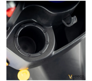 Veleco FASTER Elektromobil mit Kapitnssitz, Schwarz