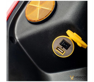 Veleco FASTER Elektromobil mit Kapitnssitz, Schwarz