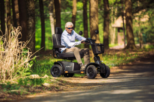 Pride Mobility Pursuit 2, Seniorenmobil, 15km/h Lithium-Ionen-Akku