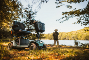 Pride Baja Bandit Elektromobil mit Lithium-Ionen-Akku 12 km/h