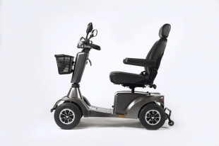 Elektromobil Sterling Mainland 15 km/h