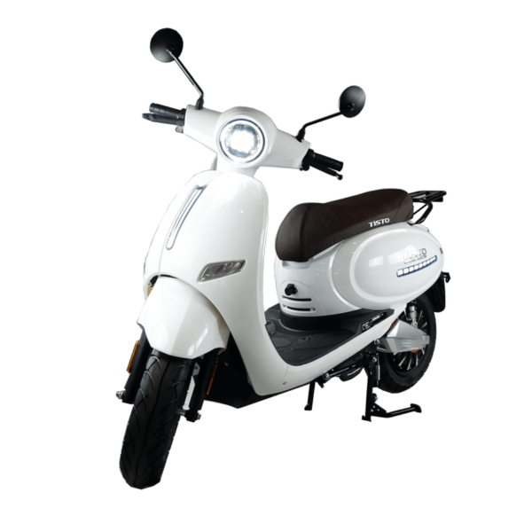 White-6-3-e1631986085503-600×600