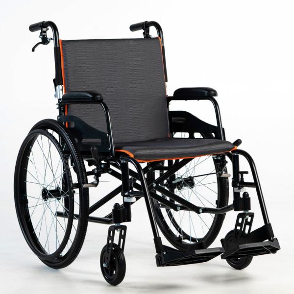 Extreme by Feather Chair_003_2048 x 2048