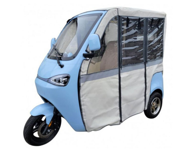 12. Kabinenroller ‚E-Move‘ 45 km_h 2 Personen ab 3999 Euro