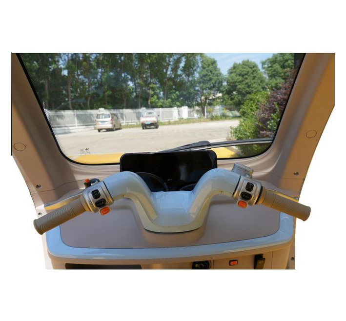 8. Kabinenroller ‚E-Move‘ 45 km_h 2 Personen ab 3999 Euro