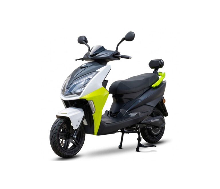 Elektroroller Volt Max 45 km_h 3400 Watt 80 km
