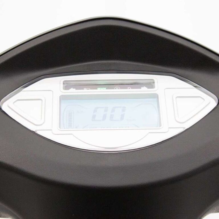 eco-engel-500-schwarz-15-kmh-senioren-roller-seniorenmobil_4