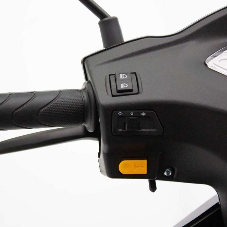 eco-engel-500-schwarz-15-kmh-senioren-roller-seniorenmobil_5